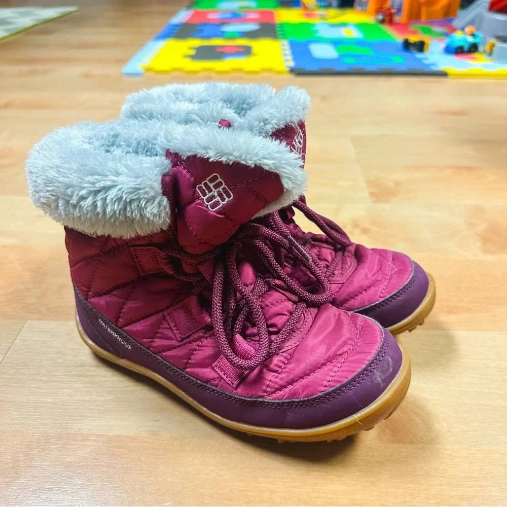 Columbia Raspberry Pink Minx Shorty Omni-Heat Waterproof Boot Girls Size 2
